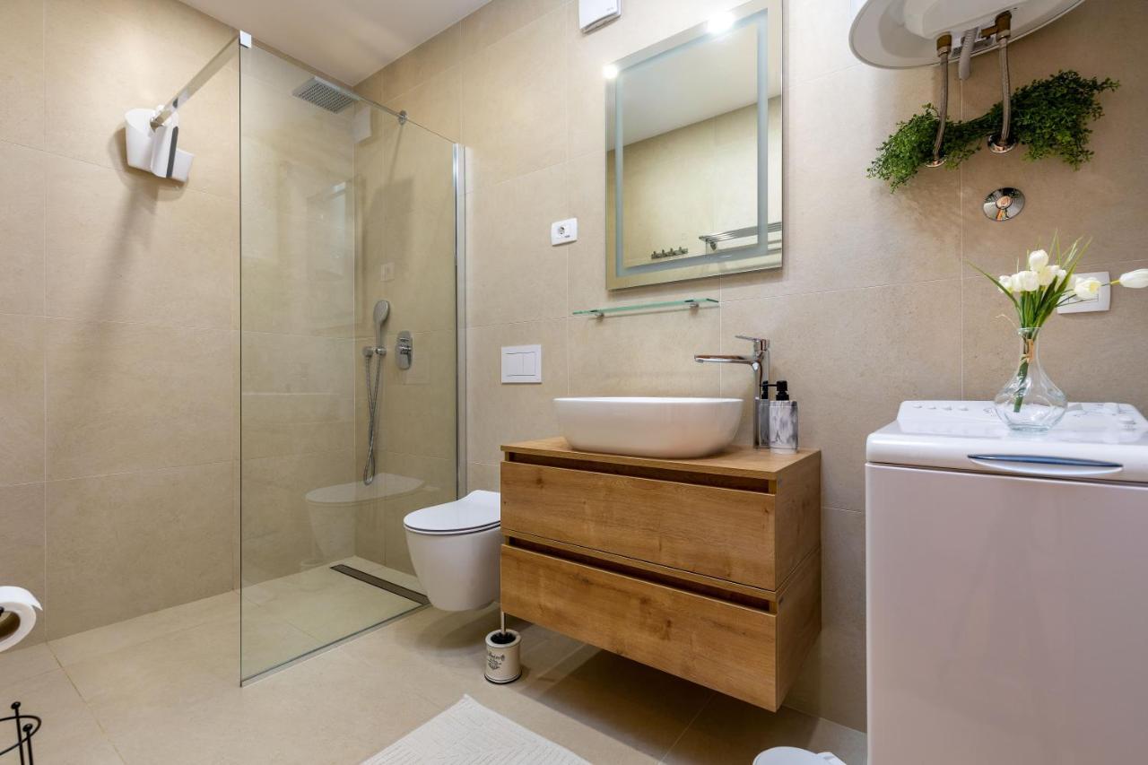 Duplex + Garage Apartman Rovinj Kültér fotó