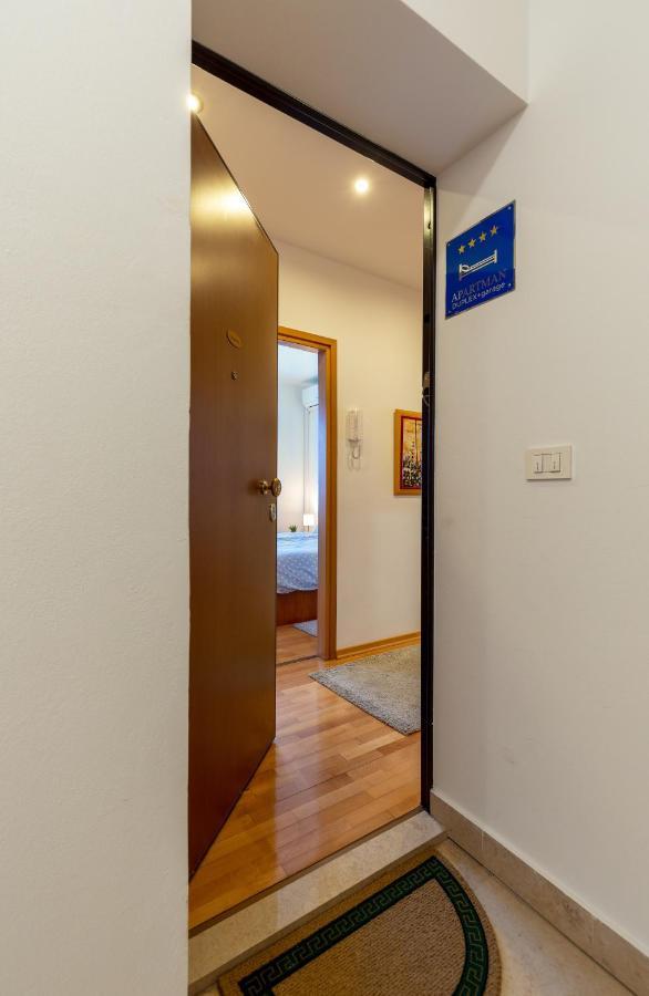Duplex + Garage Apartman Rovinj Kültér fotó