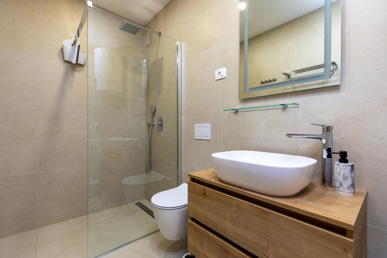 Duplex + Garage Apartman Rovinj Kültér fotó